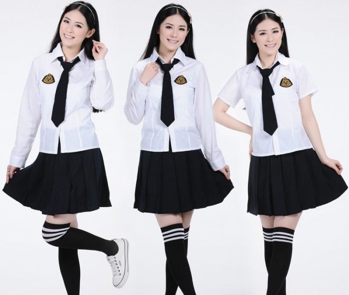 Váy đồng phục học sinh cấp 3 được may từ vải kate Nhật mềm mại, thoáng mát và không xù lông